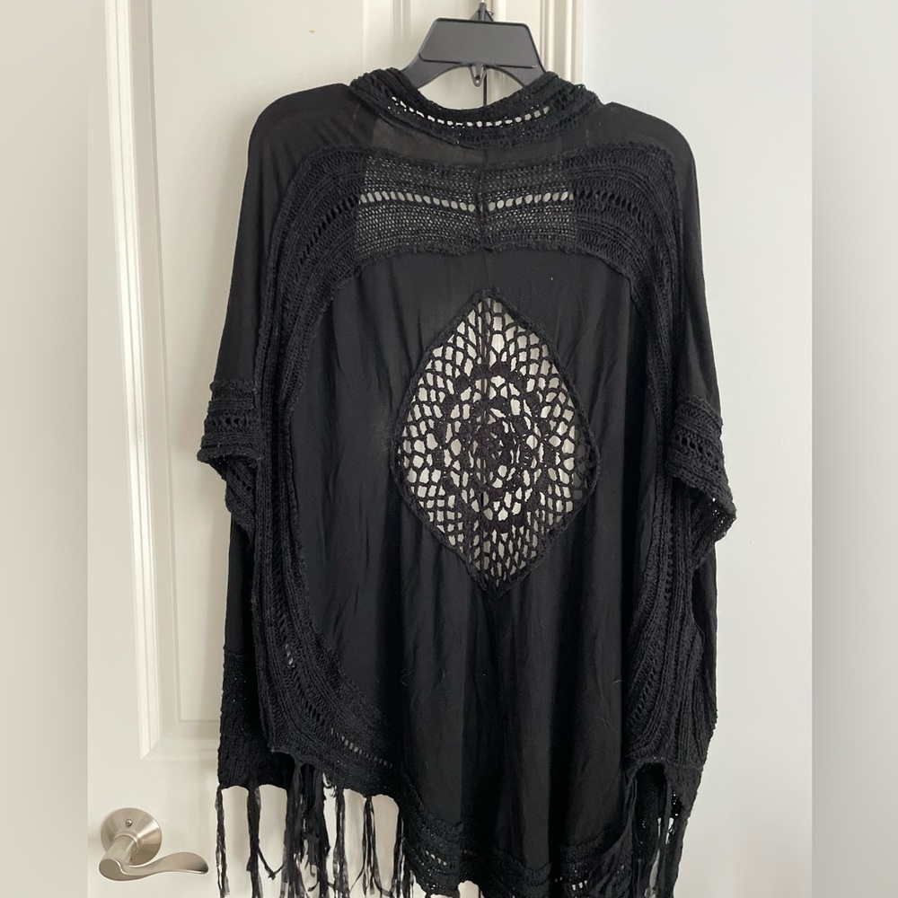 Black Altar’d State Kimono size S/M